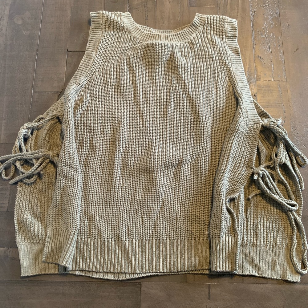 Side tie sweater